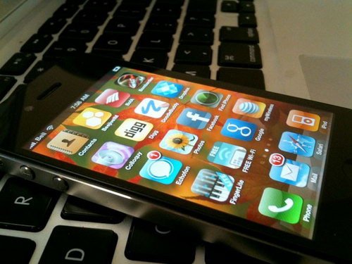 解锁 越狱 苹果iPhone 4成功破解 解锁 越狱 苹果iPhone 4成功破解